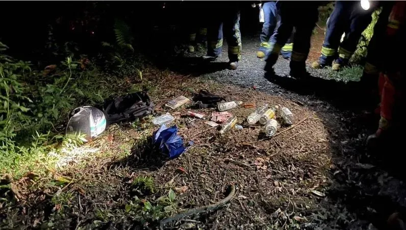 24歲男想不開！新店山區「點火自焚」　警到場見滿地高粱