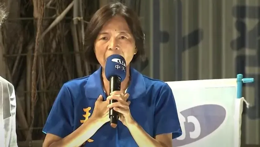 影/台南女戰神怒譙賴清德「對113條人命0慚愧」！籲支持侯友宜、復台中天