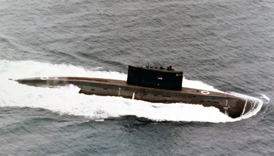 共軍093型潛艦驚傳在台海發生嚴重意外　官兵全數罹難？國防部：查證中