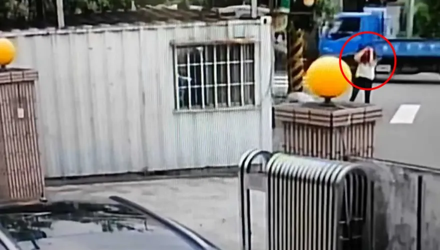 快訊/又見當街砍人！台中神岡男「持刀傷她頭部」　犯案後跑了