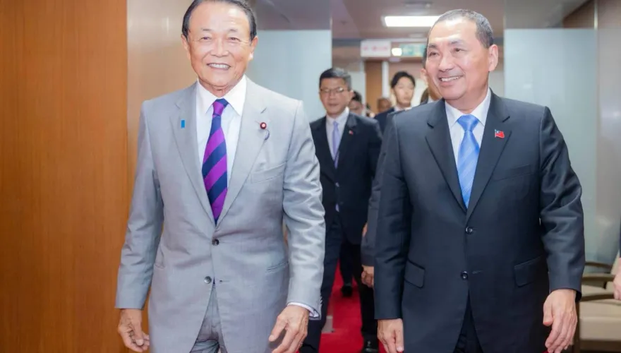 侯友宜證實見了麻生太郎！針對台海情勢做出15字承諾