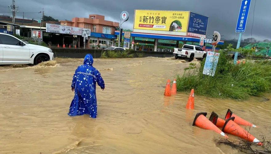 卡努颱風帶來超大豪雨 新竹市災害應變中心提升二級開設