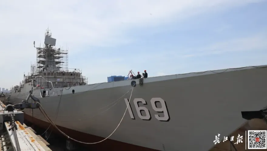 服役近20年！曾一天逼退40餘艘海盜船　南海艦隊主力「武漢艦」進廠改裝