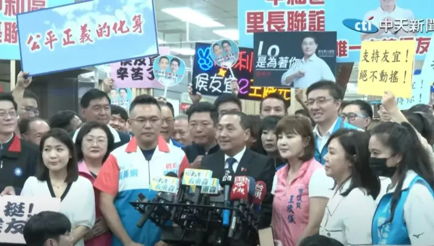 侯友宜結束訪日返台　前藍委看到這1幕斷言：方向定了