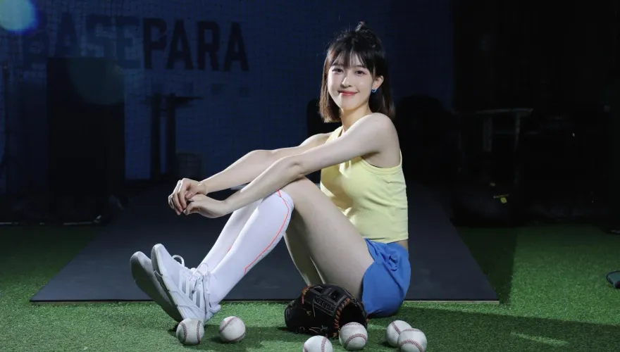 專訪1/棒球女神背景揭密！樓樓回台當YouTuber做文創　嘆比賽經驗還不夠