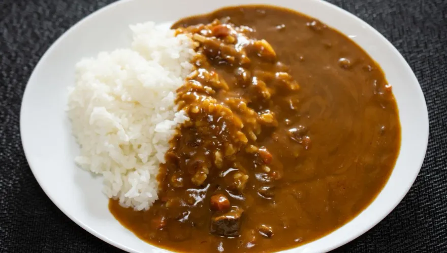 靠飲食排毒！20種超強排毒食物　優格、草莓上榜