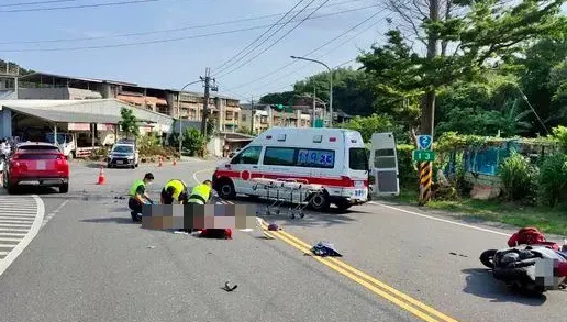 快訊/新北瑞芳清晨死亡車禍　機車雙載擦撞轎車1死1重傷