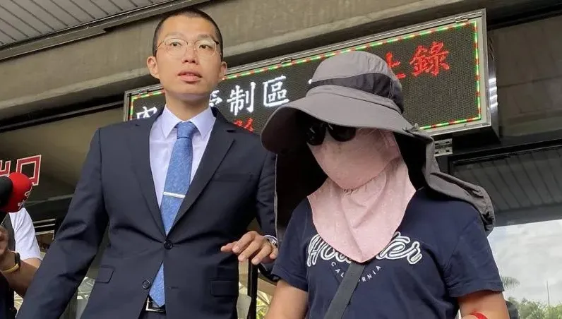 五億高中生/「沒想結婚」卻隨身帶結婚證書？　夏姓配偶冷回：僅是一張紙