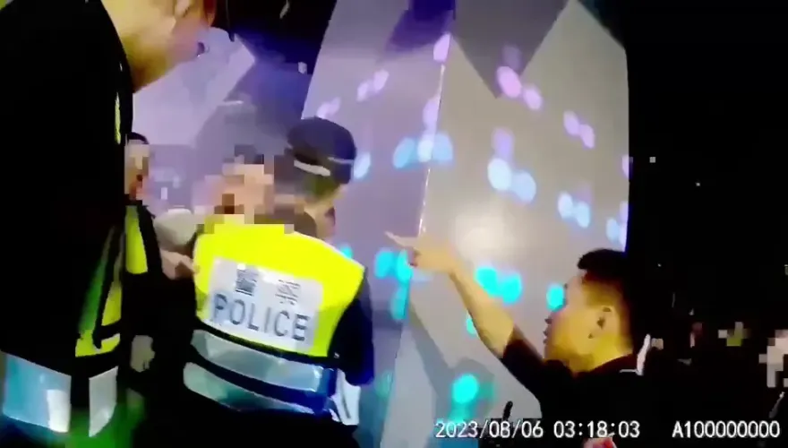 影/廁所擦撞火上來！北市信義區夜店10屁孩「幫出氣」　警逮4嫌