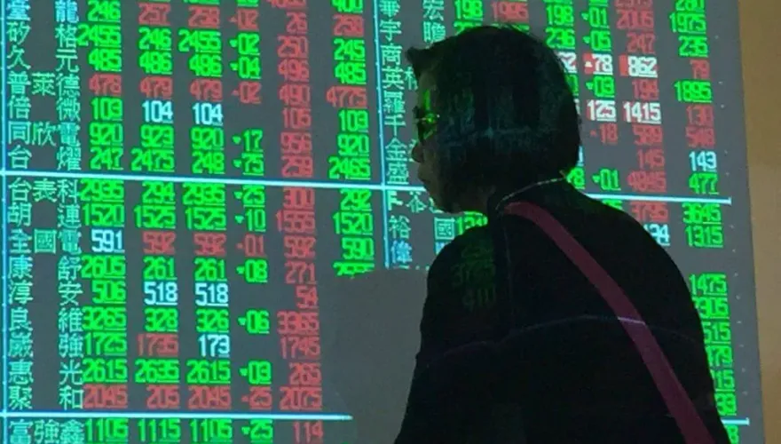 AI族群欲振乏力　台股收跌6.13點失守16900點