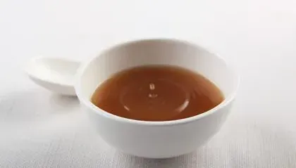 雞湯、雞精、滴雞精誰最營養？　營養師教你手術後怎麼吃