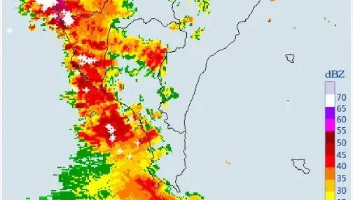 快訊／國家警報響了！大雷雨狂轟2縣市　這7區要注意