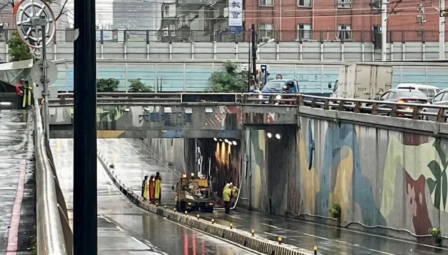 快訊/新北部分地區強降雨　板橋土城等10多處積水市府3級開設