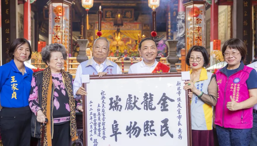 深綠之都變天？侯友宜廟口開講「這一幕」讓賴清德剉咧等！