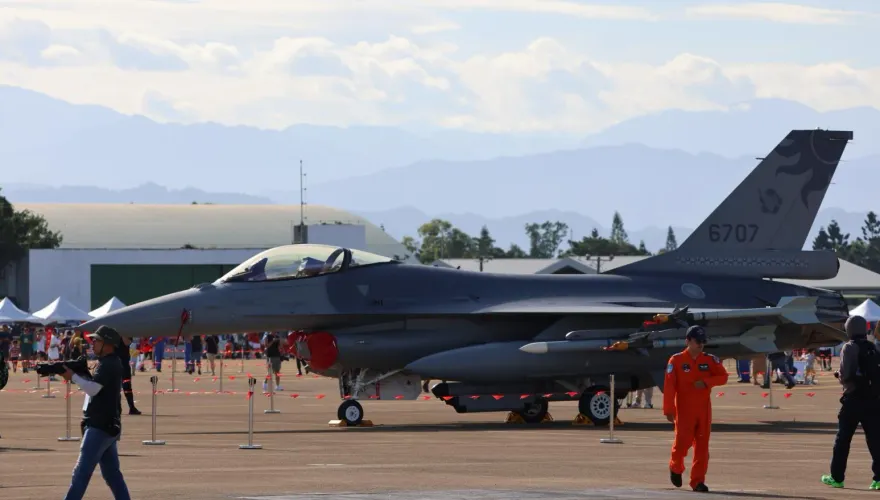 F-16V最後一架改裝機完成測試　空軍「鳳展專案」月底完成