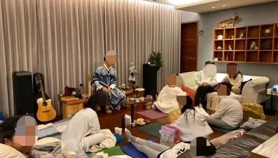 影/畫面曝！外籍男模揪「迷幻冥想」　二級毒品「死藤水」無限供應遭逮