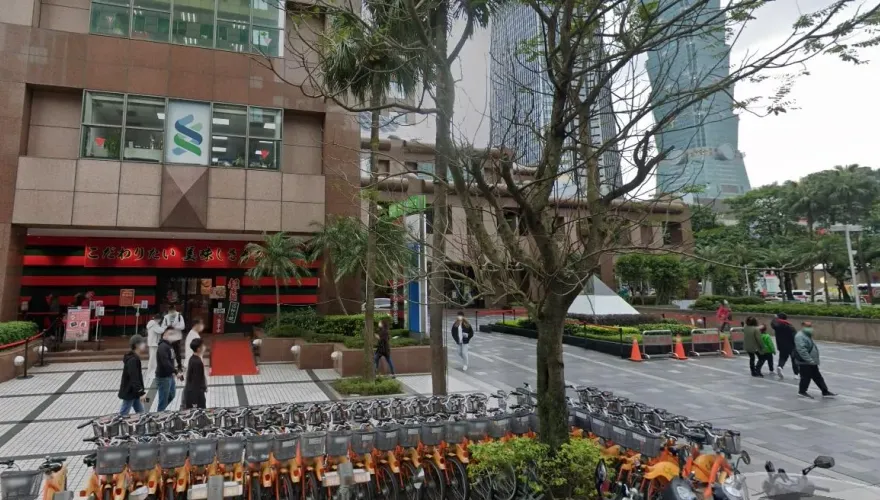快訊/鬼門開！北市信義區「一蘭拉麵」旁　10屁孩兩波大亂鬥