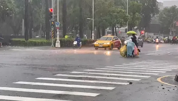 雨變小了！下週恢復夏季午後雷陣雨天氣　「這時間」恐有颱風生成