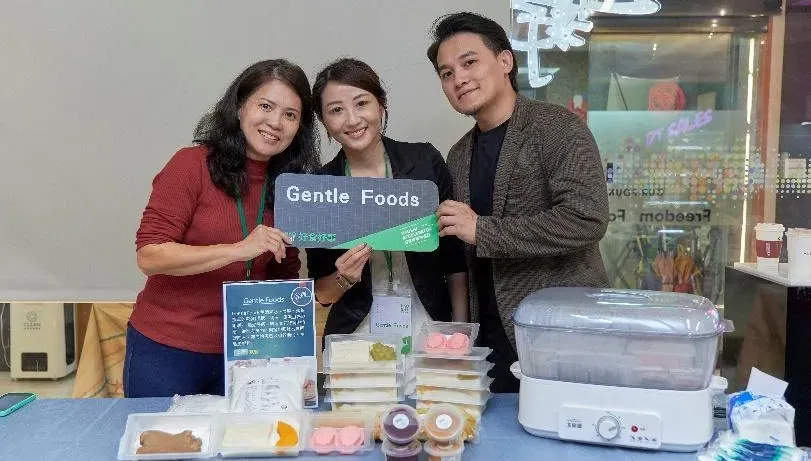 不再只喝流質！新興食品創造咀嚼退化者味蕾奇蹟