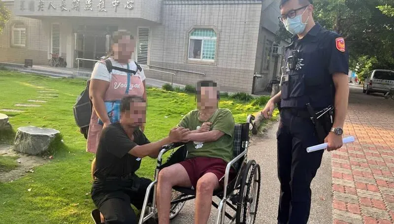 失散十年！嘉義男子出獄尋母4年　跪擁病母惹鼻酸