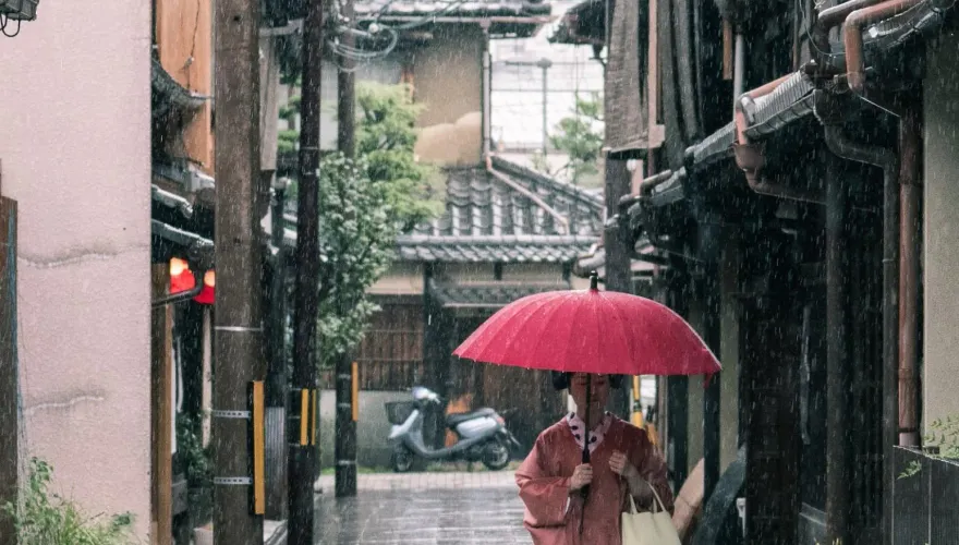 北部、中南部山區留意午後雷雨！大雨恐持續炸到晚間
