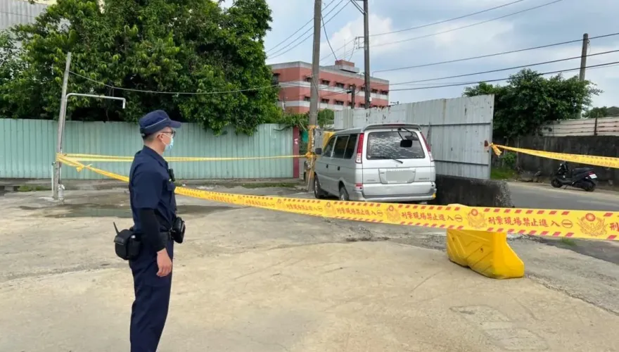 快訊/疑投資失利想不開！高雄警驚見男身亡貨車內