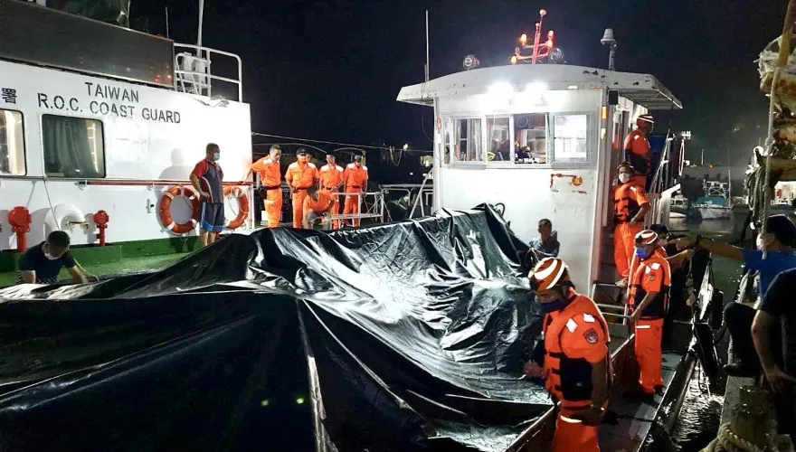 影/馬祖海巡緝獲陸船走私　查扣56公噸巴西口蹄疫區畜產品