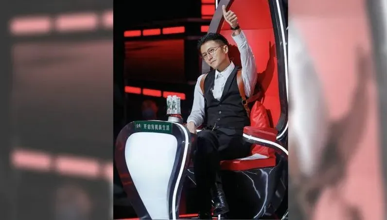 《好聲音》真有轉椅費？前工作人員爆「僅謝霆鋒強硬拒絕」：他最真實