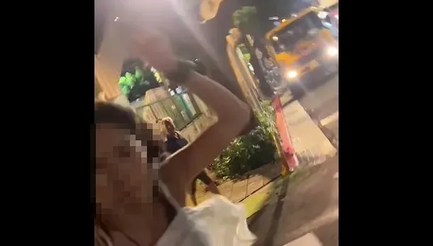 新品種「違停喪屍」出沒北市鬧區！女駕駛抓狂撲上來「一巴掌擊落手機」