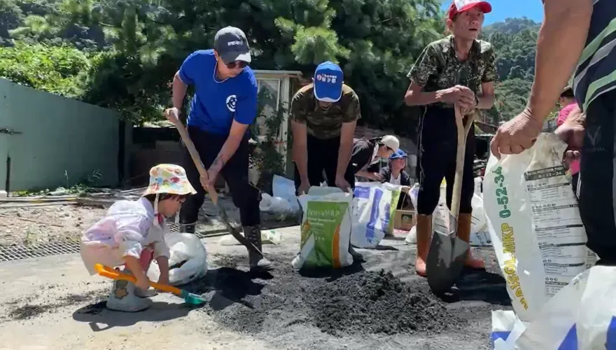 蘇拉民生/南投仁愛鄉民眾急製沙包防颱　颱風重災區全力備戰