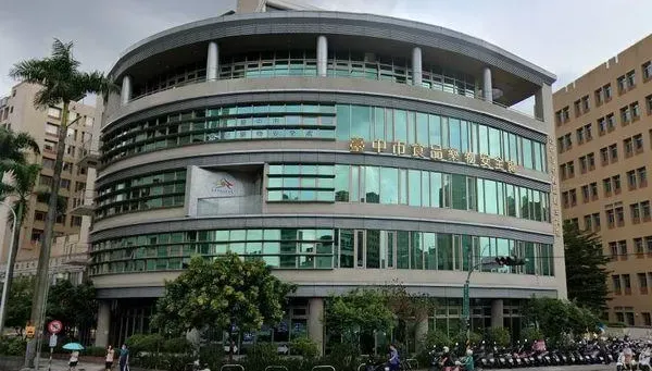 台中食安處男職員頂樓墜落身亡　市府回應了