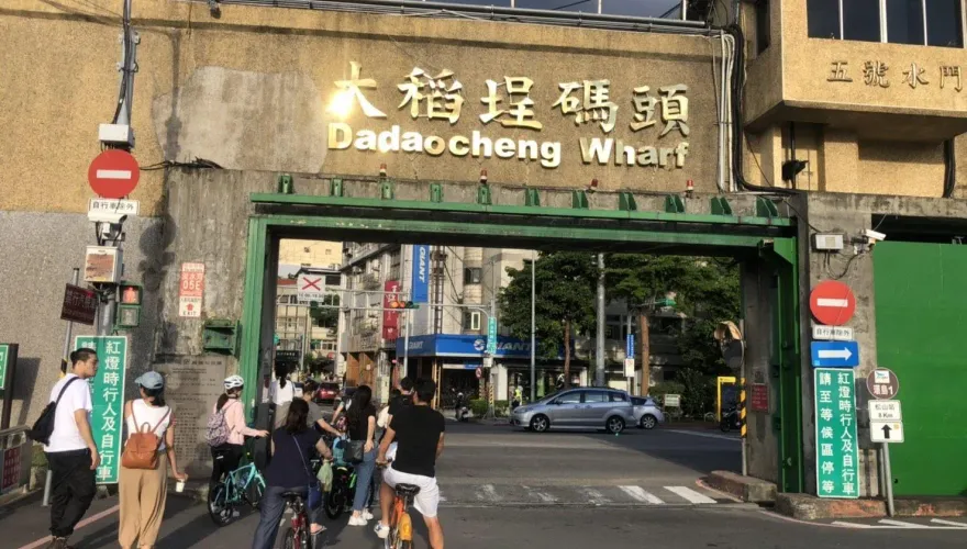 車主快移車！北市部分水門「6點後只出不進」　這2區開放部分紅黃線停車