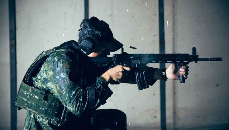影/九三軍人節致敬國軍！一窺國軍匠人樣貌　國造XT-112新式戰鬥步槍首度曝光