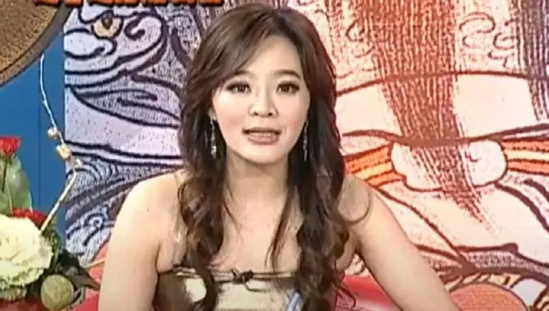 靈異節目女主持馬依潔遭爆成「無牌醫」　昆凌林心如都進微整履歷