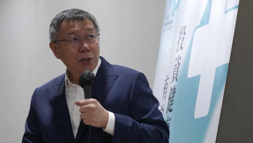 叫陣侯友宜？　柯文哲酸：65歲以上老人健保台北早就做了