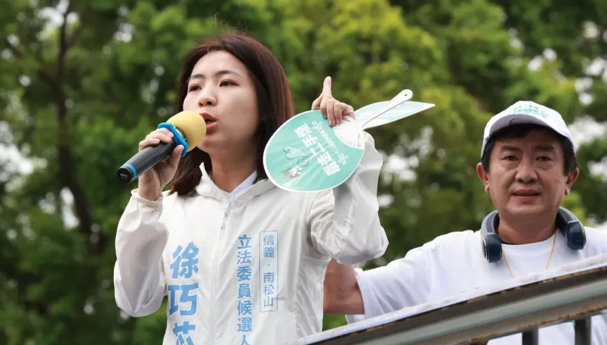 千人上凱道扇走二手菸　要求國健署勿擺爛瀆職