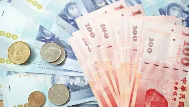 新台幣放量走貶　收31.967元創逾半個月新低