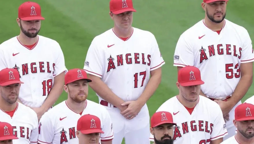 大谷翔平缺席團體照　天使隊派高大替身頂替