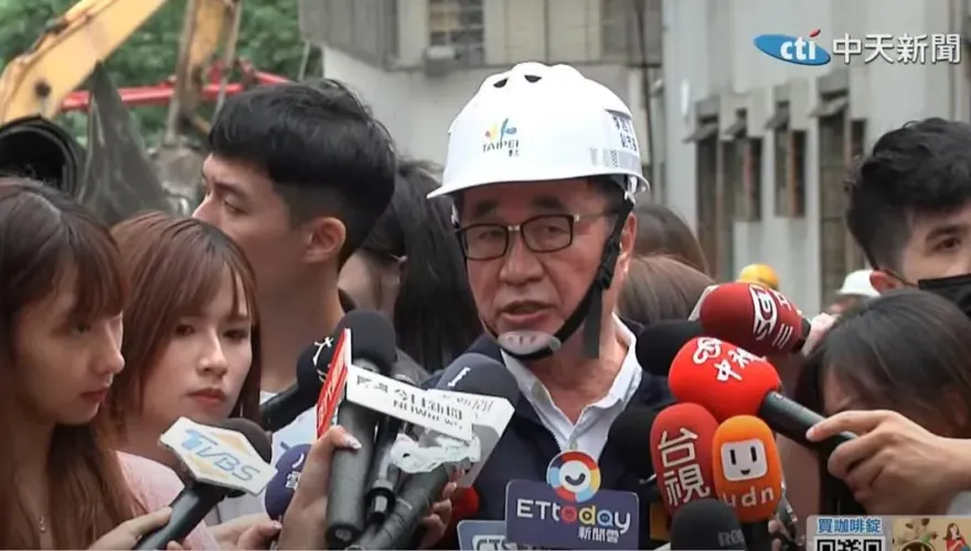 還原大直街民宅坍塌！現場頻傳「啪啪啪」　李四川火速指示疏散住戶