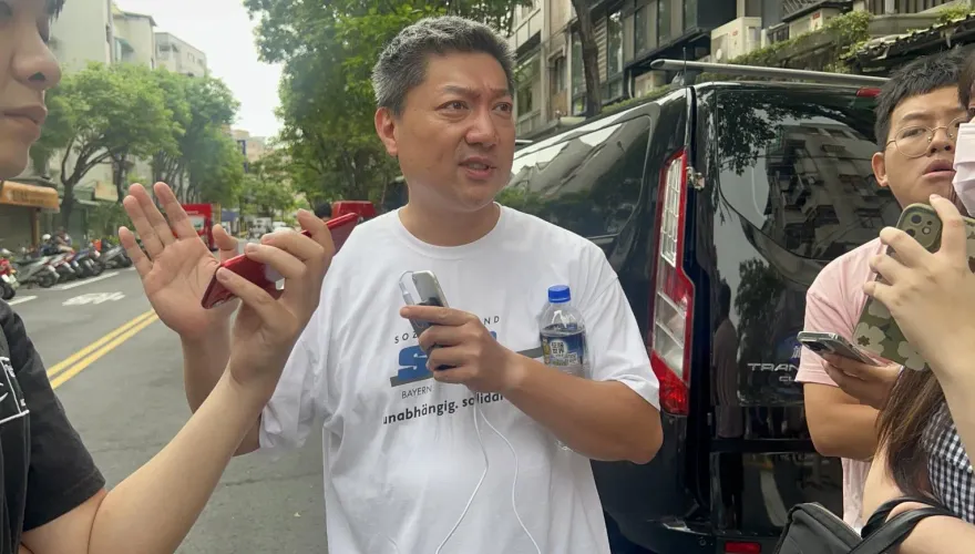 快訊/大直民宅塌陷現場直擊！「1樓變地下室崩塌中心點」　住戶：全部家當通通埋在下面