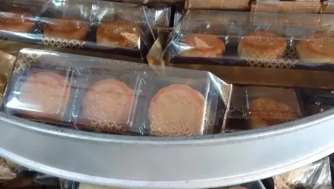 假冒「國軍班長」詐騙又出沒！80盒月餅遭棄單　網湧愛心力挺店家