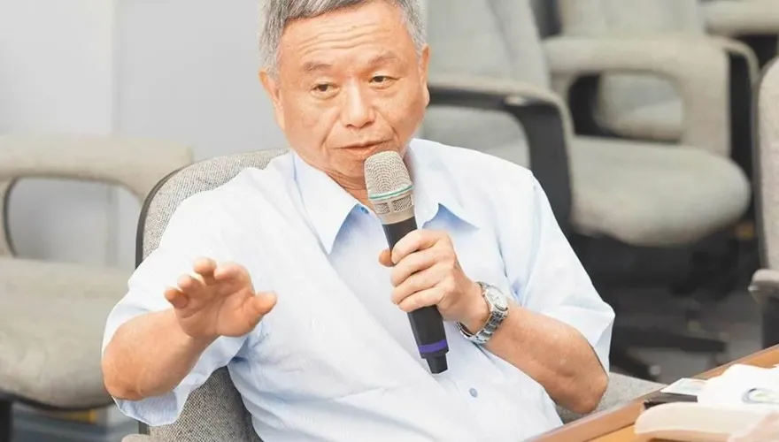 楊志良喊話後網路民調超震撼！77%人一面倒狠打臉郭台銘