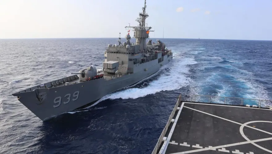 海軍靠「預推船位」監控解放軍艦？　海軍司令部回應了