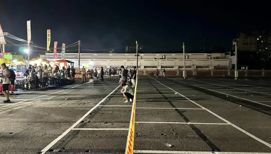 台南夜市現「大東大東東封鎖線」　在地粉專曝現況：剩3排