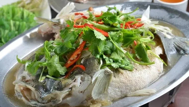 9月是國際失智月！吃「10大食物」保腦力　深海魚、葡萄都上榜