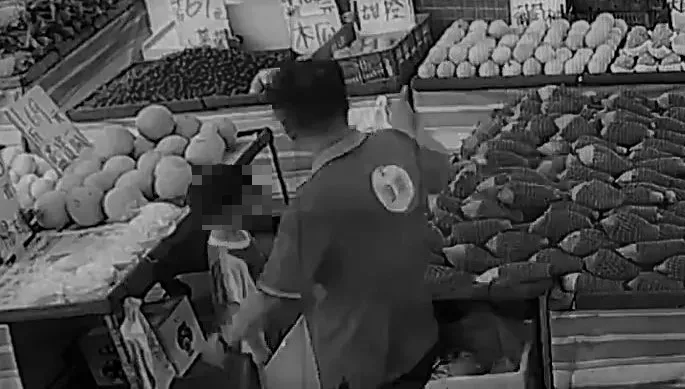 孩子開門讓阿伯進屋！父母慘被砍死　社會局說明2孩現狀
