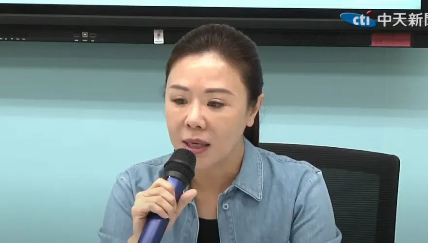 影/高嘉瑜恐難擋綠營港湖分裂　李彥秀酸：投機遊走綠白才有這局面