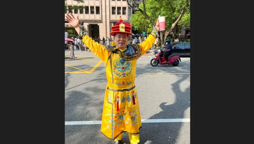「台灣皇帝」2024連署書涉賄！20人被傳喚拘提...副手遭聲押