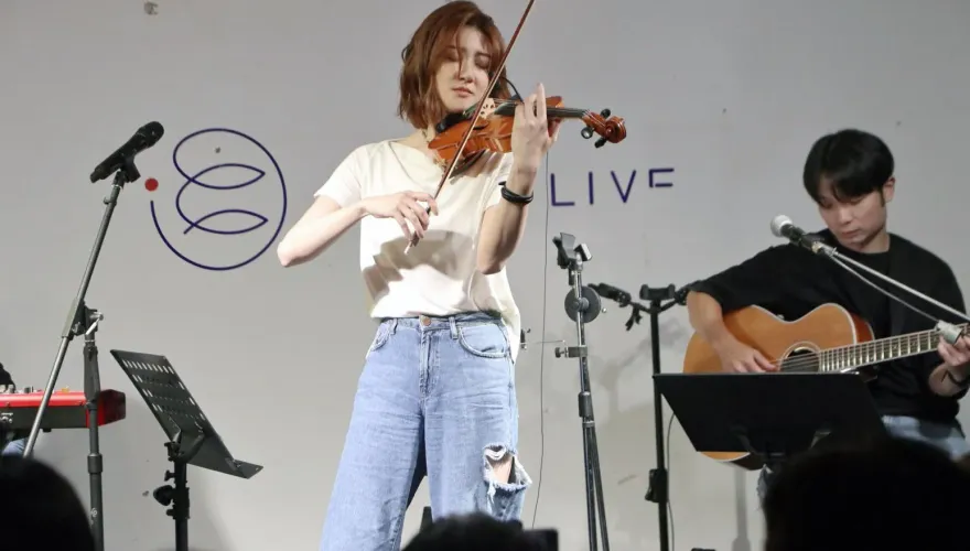 不捨媽媽一個人去公證！　「音樂精靈」林逸欣給驚喜讓她感動噴淚！