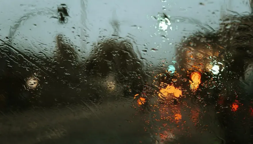 雨彈狂炸北北基宜！今高溫飆36度　中秋連假慎防雷陣雨